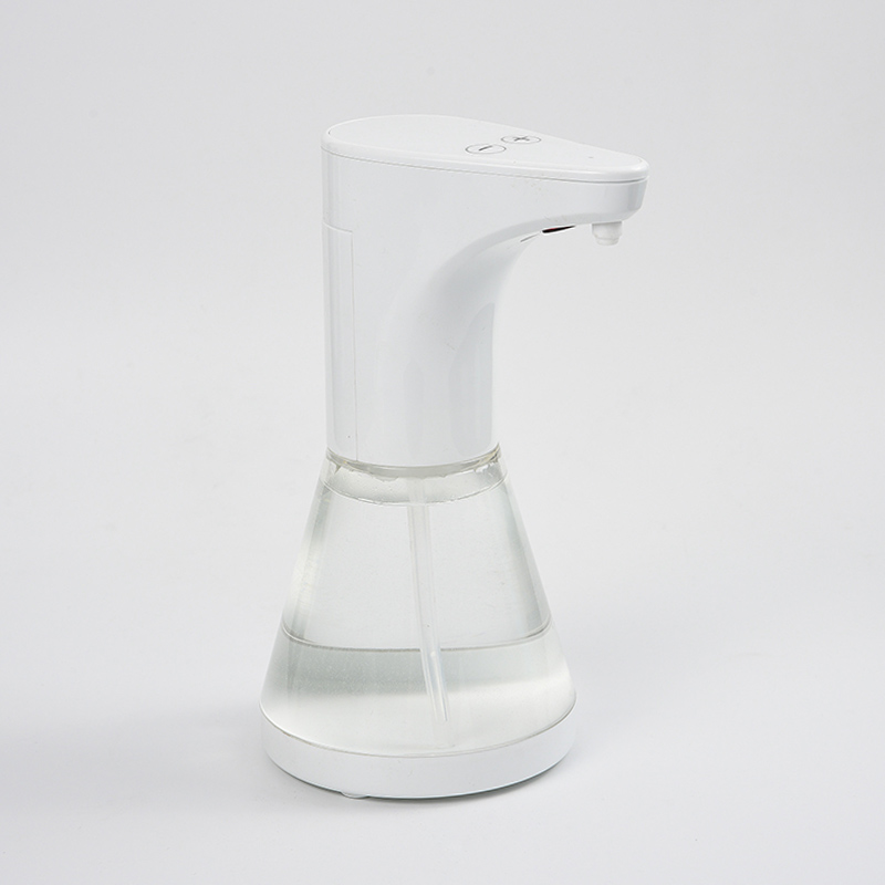 Les distributeurs automatiques de savon sont généralement plus hygiéniques